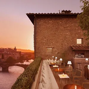 **** Hotel Continentale - Lungarno Collection Italie